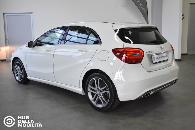 MERCEDES-BENZ A 180 d Sport